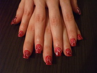 Zselés műköröm díszítés